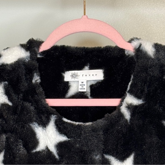 Fever • NWT Star Print Faux Fur Coat - Picture 4 of 6